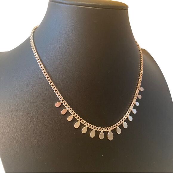 Matte Silver Petal Charm Collar Necklace. - Picture 2 of 5